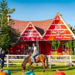 Royal Good View Resort and Farm (โรยัล กู๊ดวิว รีสอร์ท แอนด์ ฟาร์ม) ห้อง villa 1 Bed room 2 ท่าน , สวนผึ้ง