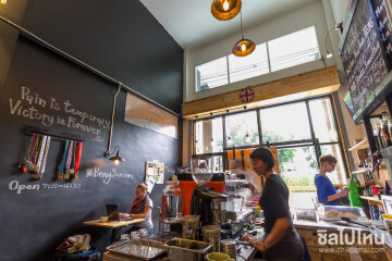 รีวิว Basecamp Cafe เชียงใหม่ : ฐานทัพของคนรักสุขภาพ