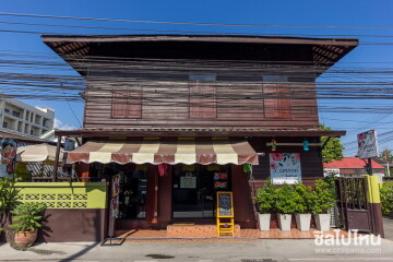 รีวิว Lamoon Sweet Cafe: เค้กดีต่อใจในบ้านไม้โบราณ