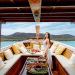 One Day Trip ดำน้ำอ่าวแสมสาร ล่องเรือไม้ Aloha เที่ยวเกาะขาม, แสมสาร สัตหีบ (เหมาลำ6ท่าน)