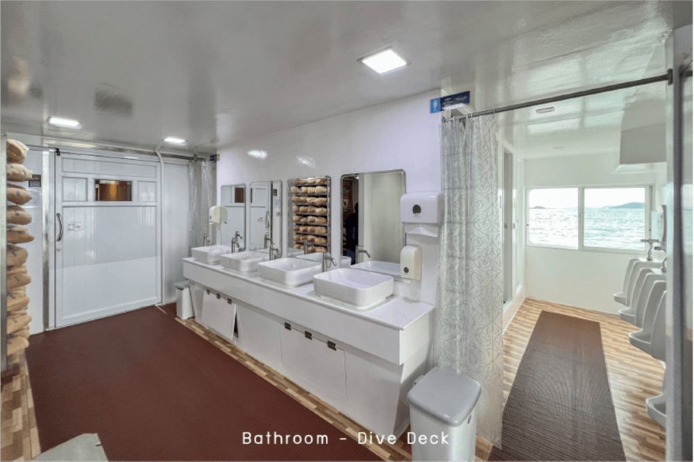 แพ็คเกจดำน้ำ Liveaboard MV Koon 9 : สิมิลัน ริเชลิว พังงา