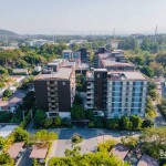 Balcony Courtyard Srisacha (บัลโคนี คอร์ทยาร์ด ศรีราชา) ห้อง Luxury 1 Bedroom 2 ท่าน , ศรีราชา ชลบุรี