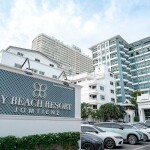 Bay Beach Resort Jomtien (เบย์ บีช รีสอร์ท จอมเทียน) ห้อง Deluxe Room 2 ท่าน พัทยา