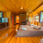 Kaengkrachan Boathouse Paradise Resort (แก่งกระจาน โบ๊ทเฮ้าส์ พาราไดซ์ รีสอร์ท)