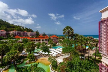 Centara Grand Beach Resort Phuket (เซ็นทารา แกรนด์ บีช รีสอร์ท ภูเก็ต) ห้อง Deluxe Room 2 ท่าน ภูเก็ต