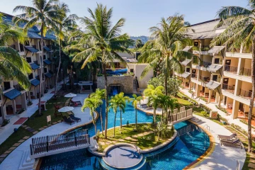 Radisson Resort and Suites Phuket (เรดิสัน รีสอร์ท แอนด์ สวีท ภูเก็ต) ห้อง One Bed Room Suite Terrace 2 ท่าน ภูเก็ต