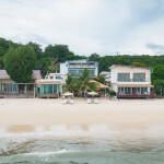 Samed Seaside Resort (เสม็ด ซีไซด์ รีสอร์ท) ห้อง เตียงใหญ่พร้อมวิวทะเล 2 ท่าน เกาะเสม็ด