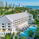 Cross Pattaya Pratamnak (ครอส พัทยา พระตำหนัก) ห้อง Luxury Ocean View 2 ท่าน พัทยา