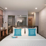 Cross Vibe Chiang Mai Decem Hotel (ครอสไวบ์เชียงใหม่ดีเซ็ม) : ห้อง Deluxe 2 ท่าน รวมอาหารเช้า , เชียงใหม่