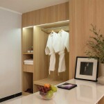 Eastin Resort Rayong (อีสติน รีสอร์ท ระยอง) ห้อง Deluxe Seaview Room 2 ท่าน ระยอง