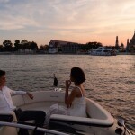 เรือยอร์ชส่วนตัวล่องแม่น้ำเจ้าพระยา : Chris-craft carina 21 (Phill) : กรุงเทพ