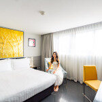Garner Hotel Pattaya Central by IHG (โรงแรมการ์เนอร์ พัทยา เซ็นทรัล บาย ไอเอชจี) ห้อง Standard Queen or Twin 2 ท่าน, พัทยา