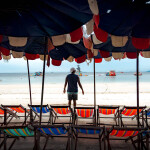 One day trip : ล่องเรือโจรสลัด Lord Black Pearl เกาะสาก-เกาะล้าน+กิจกรรม+อาหาร 1 มื้อ+รถรับส่ง , พัทยา (จอย)