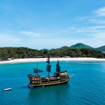 One day trip : ล่องเรือโจรสลัด เกาะสาก-เกาะล้าน+ รถรับส่ง , พัทยา (จอย)