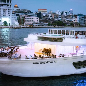 The Luxury White