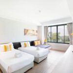 Mida Resort Kanchanaburi (ไมด้า รีสอร์ท กาญจนบุรี) ห้อง Deluxe 2 ท่าน, กาญจนบุรี