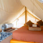 Mondara Villa and Glamping (มนดารา วิลล่า แอนด์ แกลมปิ้ง) ห้อง Marquee Tent 2 ท่าน ราชบุรี