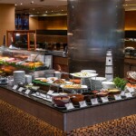 บุฟเฟต์ดินเนอร์ ห้องอาหารเดอะสแควร์ ที่ โรงแรมโนโวเทล กรุงเทพ บางนา, 2 ท่าน