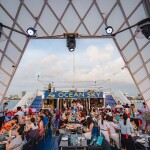 Ocean Sky Pattaya, buffet on a boat in the middle of the sea in Pattaya with a special show for 1 person, Pattaya