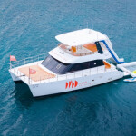 แพ็คเกจเหมาลำ ล่องเรือยอร์ช Whisky สำหรับ 1-20 ท่าน ภูเก็ต