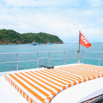 แพ็คเกจเหมาลำ ล่องเรือยอร์ช Whisky สำหรับ 1-20 ท่าน ภูเก็ต