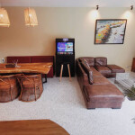 พูลวิลล่าพัทยา : V1 DOJO POOL VILLA TIKI LOUNGE 4 ห้องนอน เริ่ม 12 ท่าน