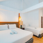 พูลวิลล่าพัทยา : DOJO POOL VILLA บ้าน 9 ห้องนอนติดทะเล สำหรับ 15-30 ท่าน