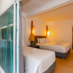 พูลวิลล่าพัทยา : DOJO POOL VILLA บ้าน 9 ห้องนอนติดทะเล สำหรับ 15-30 ท่าน