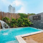 พูลวิลล่าพัทยา : DOJOBEACH 5 BEDROOM VILLA WITH PARTIAL SEAVIEW สำหรับ 10 ท่าน