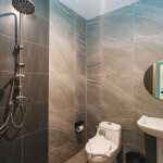พูลวิลล่าพัทยา : DOJO POOL VILLA WITH PARTIAL SEAVIEW 7 ห้องนอน สำหรับ 15-26 ท่าน