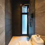 พูลวิลล่าพัทยา : DOJO POOL VILLA WITH SEAVIEW 7 ห้องนอนติดทะเล สำหรับ 15-26 ท่าน