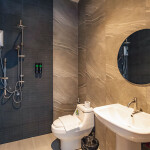 พูลวิลล่าพัทยา : DOJO POOL VILLA WITH SEAVIEW 7 ห้องนอนติดทะเล สำหรับ 15-26 ท่าน