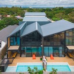 พูลวิลล่าพัทยา : DOJO POOL VILLA WITH SEAVIEW 7 ห้องนอนติดทะเล สำหรับ 15-26 ท่าน