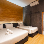 พูลวิลล่าพัทยา : DOJO POOL VILLA WITH SEAVIEW 7 ห้องนอนติดทะเล สำหรับ 15-26 ท่าน