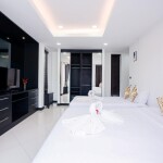 พูลวิลล่าพัทยา : Funday Pool Villa 4 ห้องนอน สำหรับ 14 ท่าน
