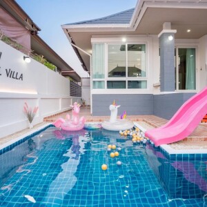 พูลวิลล่าพัทยา : Sea Of Fun Pool Villa สำหรับ 10 ท่าน