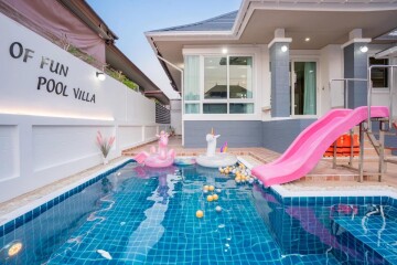 พูลวิลล่าพัทยา : Sea Of Fun Pool Villa สำหรับ 10 ท่าน