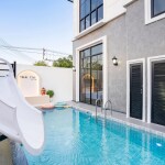 พูลวิลล่าพัทยา : Mavia Fun Pool Villa สำหรับ 10 ท่าน