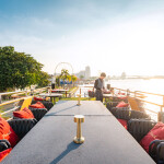 ดินเนอร์บนเรือยอร์ชล่องแม่น้ำเจ้าพระยา Pruek Cruise (จอยทริป), กรุงเทพ