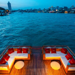 ดินเนอร์บนเรือยอร์ชล่องแม่น้ำเจ้าพระยา Pruek Cruise (จอยทริป), กรุงเทพ