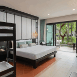 Ravindra Beach Resort and Spa (ราวินทรา บีช รีสอร์ท แอนด์ สปา) ห้อง Deluxe Family Room  2 ท่าน, พัทยา