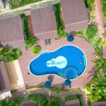 สีฟ้า รีสอร์ท (Sea Far Resort) ห้อง Beach front bungalow 2 ท่าน ,เกาะกูด