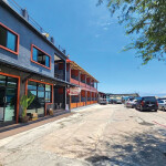 ที่พักแสมสาร บ้านแม่บังอร, สัตหีบ