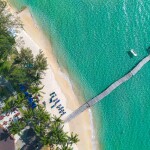 Seafar Resort (สีฟ้า รีสอร์ท) ห้อง Beach Front Deluxe with Jacuzzi 2 ท่าน เกาะกูด