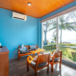 Seafar Resort (สีฟ้ารีสอร์ท) ห้อง  Beach Front Bungalow 2 ท่าน เกาะกูด