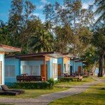 Seafar Resort (สีฟ้ารีสอร์ท) ห้อง  Beach Front Bungalow 2 ท่าน, ตราด