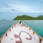 One Day Trip ล่องเรือไม้ Sea View ดำน้ำอ่าวแสมสาร เล่นน้ำ ทานอาหารซีฟู้ด ขึ้นเที่ยวบนเกาะ (เหมาลำ6-12ท่าน)