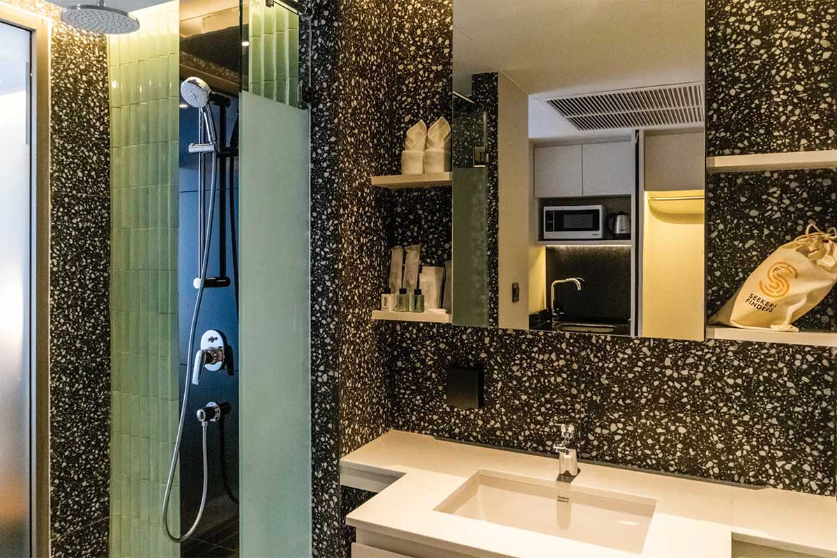 Seekers Finders Rama IV Hotel, SureStay Collection by Best Western (โรงแรม ซีคเกอร์ส ฟายน์เดอร์ส พระราม 4, ชัวร์สเตย์ คอลเลคชั่น บาย เบสท์ เวสเทิร์น) ห้อง superior 2 ท่าน, กรุงเทพ