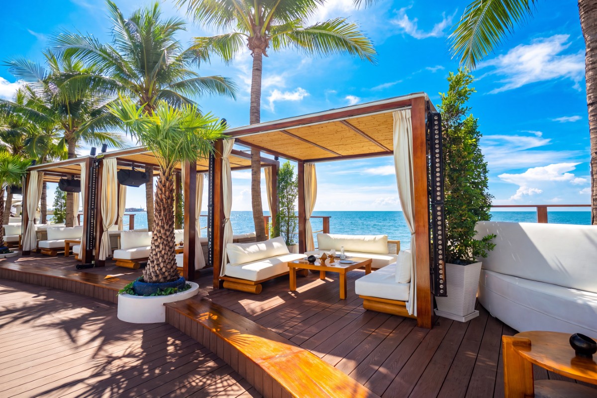 บัตรเข้าคลับ : Sina Beach Club Pattaya , พัทยา