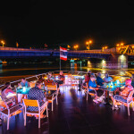 Smile Riverside Dinner Cruise : บุฟเฟ่ต์ดินเนอร์บนเรือหรูล่องแม่น้ำเจ้าพระยา